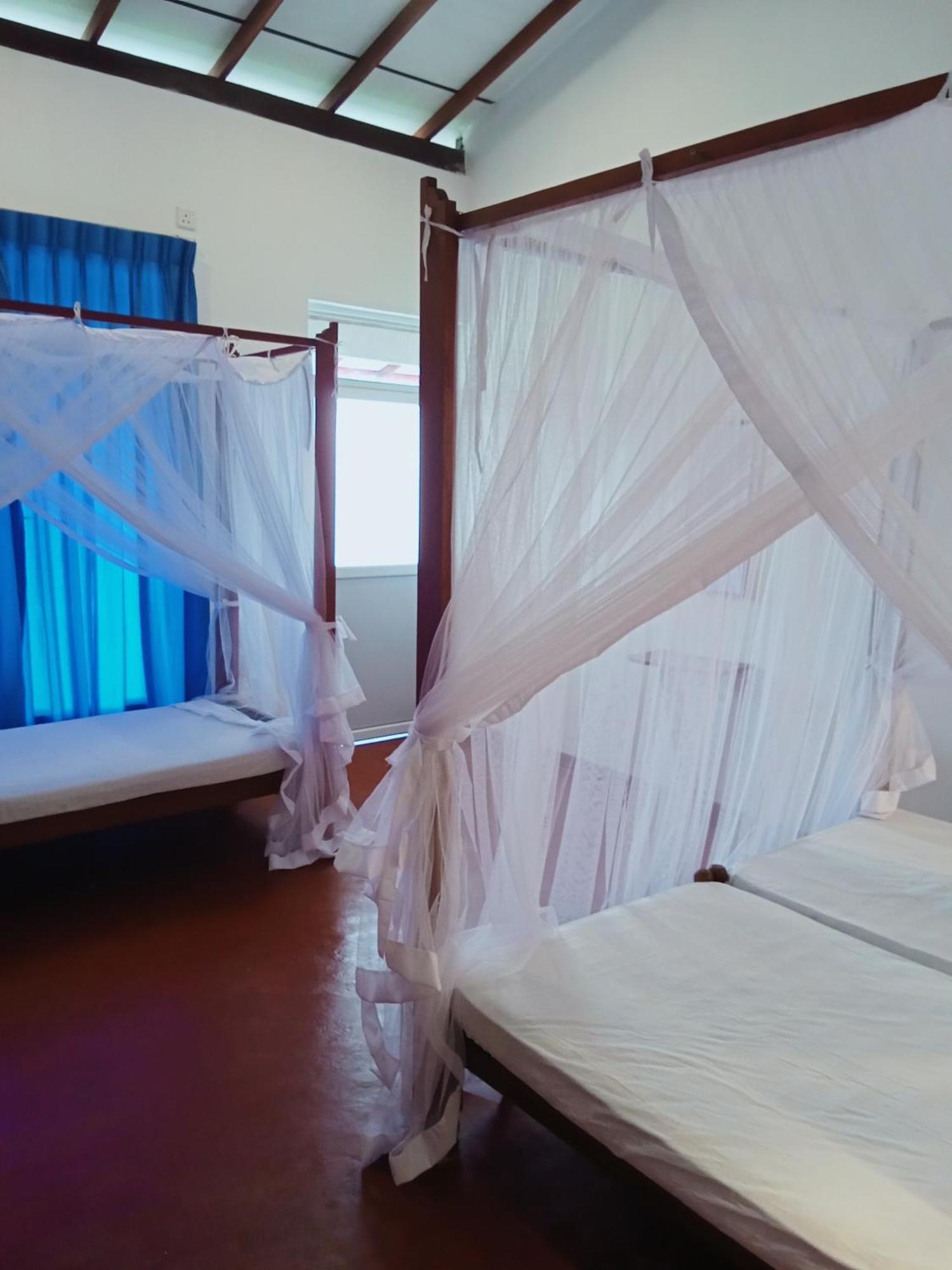 Sihara Rooms & Hostel Matara Exterior photo